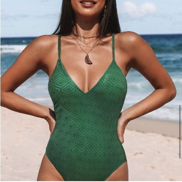 ✨NWT ✨ CupShe Green Criss Cross Plunge Back One Piece Swimsuit Size Large - Picture 1 of 9